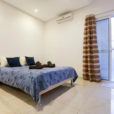 Apartment Triton